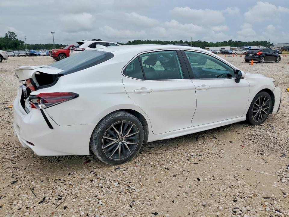 2022 Toyota Camry მანქანა იყიდება აუქციონზე, vin: 4T1G11AKXNU620352, აუქციონის ნომერი: 57505496