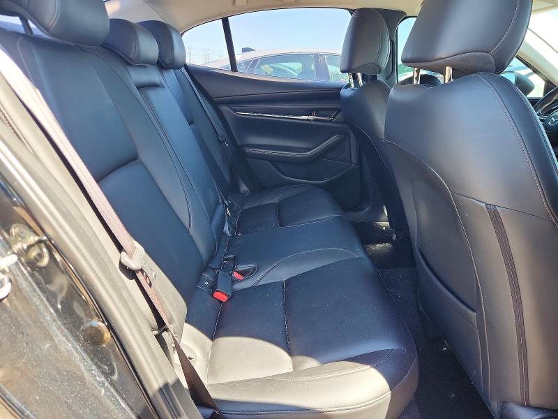 Продаж на аукціоні авто 2019 Mazda 3, vin: JM1BPACL9K1110686, номер лоту: 57204406