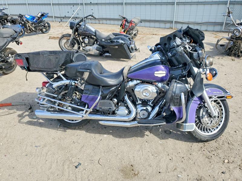 55619136 :رقم المزاد ، 1HD1FCM36CB682611 vin ، 2012 Harley-davidson Flhtcu مزاد بيع