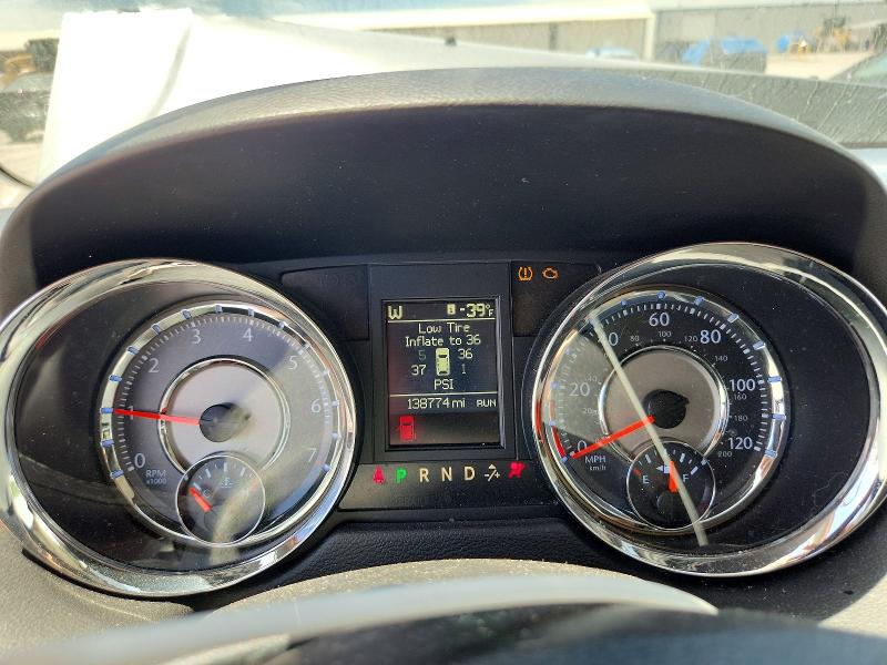 55655266 :رقم المزاد ، 2C4RC1CG1DR745820 vin ، 2013 Chrysler Town & Country مزاد بيع
