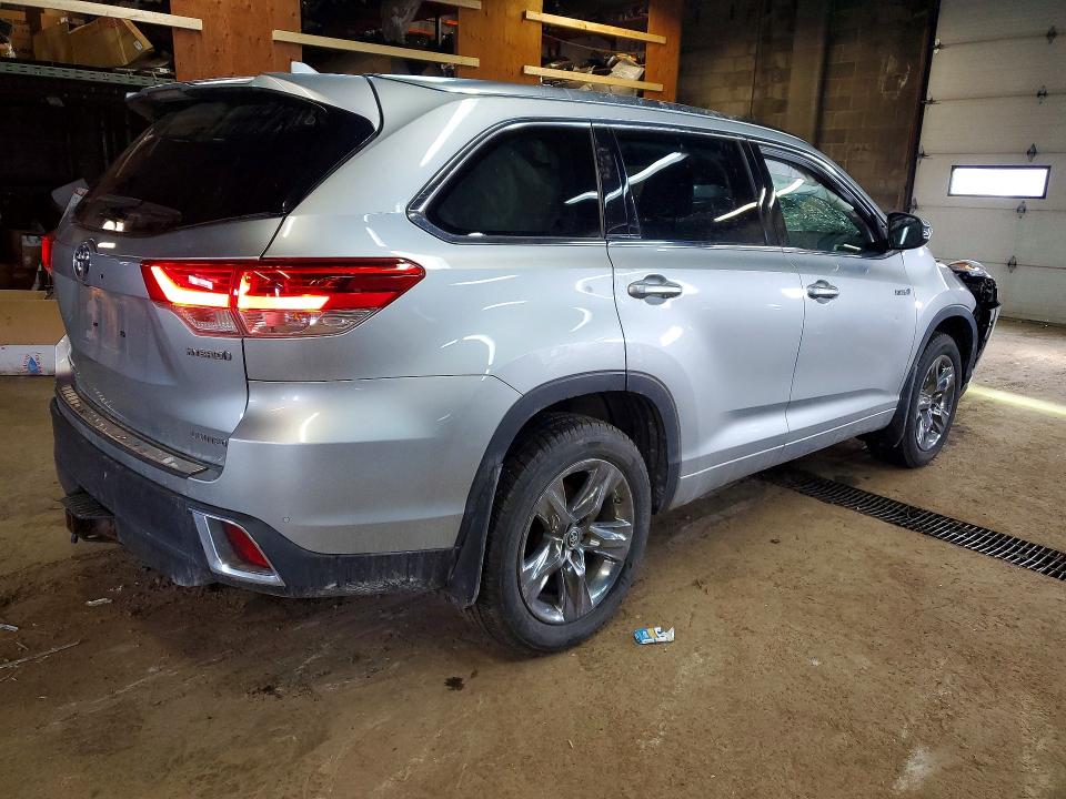 Продажа на аукционе авто 2019 Toyota Highlander Hybrid, vin: 5TDDGRFH3KS069814, номер лота: 55555416