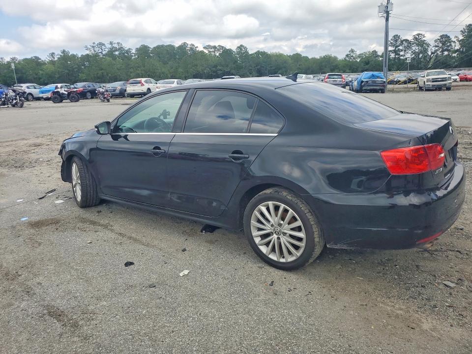 55001856 :رقم المزاد ، 3VWGZ7AJ8BM319454 vin ، 2011 Volkswagen Jetta مزاد بيع
