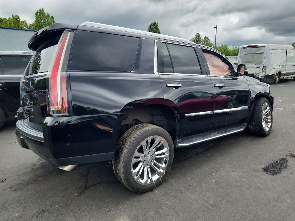 2017 Cadillac Escalade მანქანა იყიდება აუქციონზე, vin: 1GYS4CKJ9HR114388, აუქციონის ნომერი: 58754766