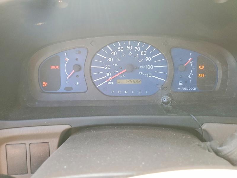 55785116 :رقم المزاد ، 4T3ZF19C62U506357 vin ، 2002 Toyota Sienna مزاد بيع