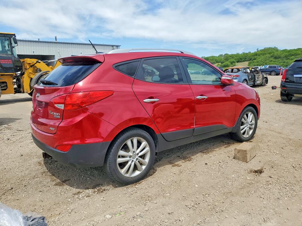 2013 Hyundai Tucson მანქანა იყიდება აუქციონზე, vin: KM8JUCAC0DU660102, აუქციონის ნომერი: 55201366