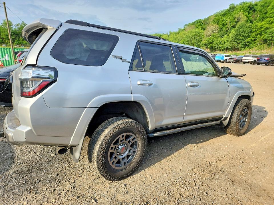 Aukcja sprzedaży 2022 Toyota 4runner, vin: JTERU5JR4N6006809, numer aukcji: 56824496