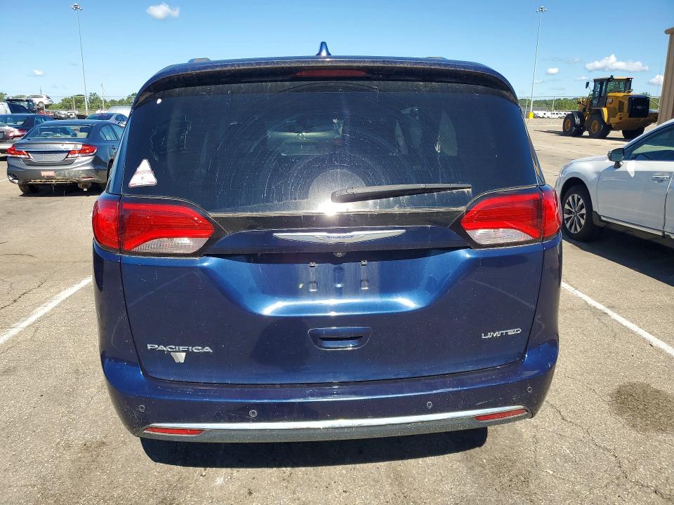 Продажа на аукционе авто 2018 Chrysler Pacifica, vin: 2C4RC1GG9JR314597, номер лота: 56962146
