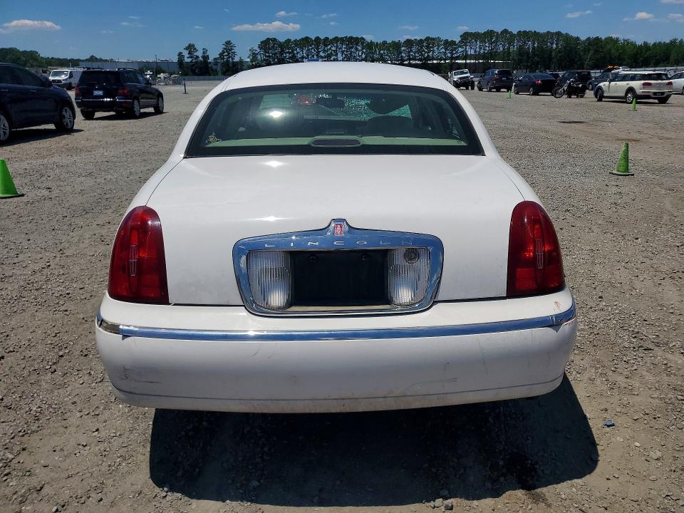 Aukcja sprzedaży 2002 Lincoln Town Car, vin: 1LNHM81W42Y618673, numer aukcji: 55786066