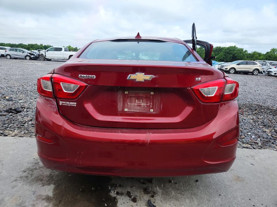58435026 :رقم المزاد ، 1G1BE5SM9J7230841 vin ، 2018 Chevrolet Cruze مزاد بيع