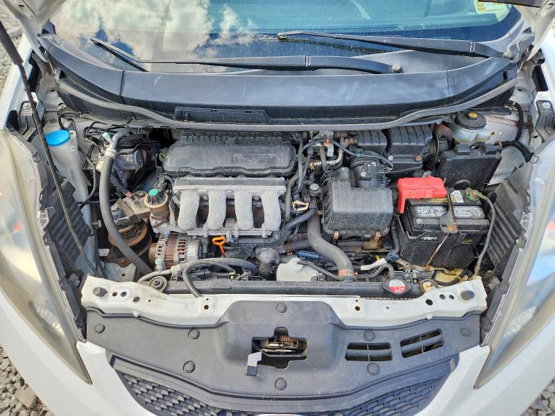 57185776 :رقم المزاد ، JHMGE8H32DC037017 vin ، 2013 Honda Fit مزاد بيع