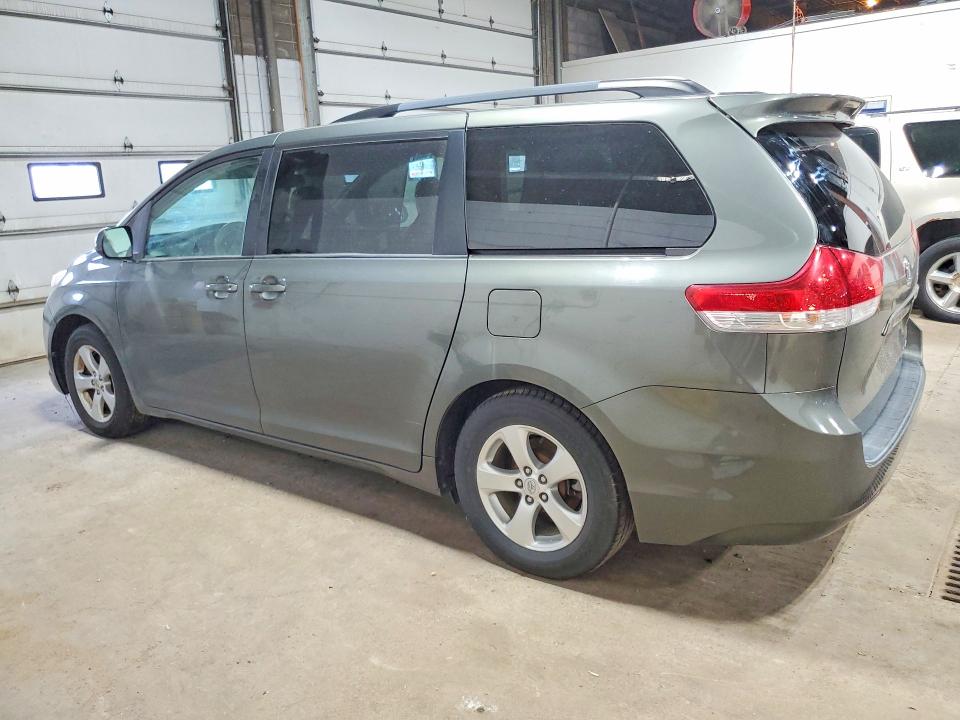 59222286 :رقم المزاد ، 5TDKK3DC2CS192953 vin ، 2012 Toyota Sienna مزاد بيع