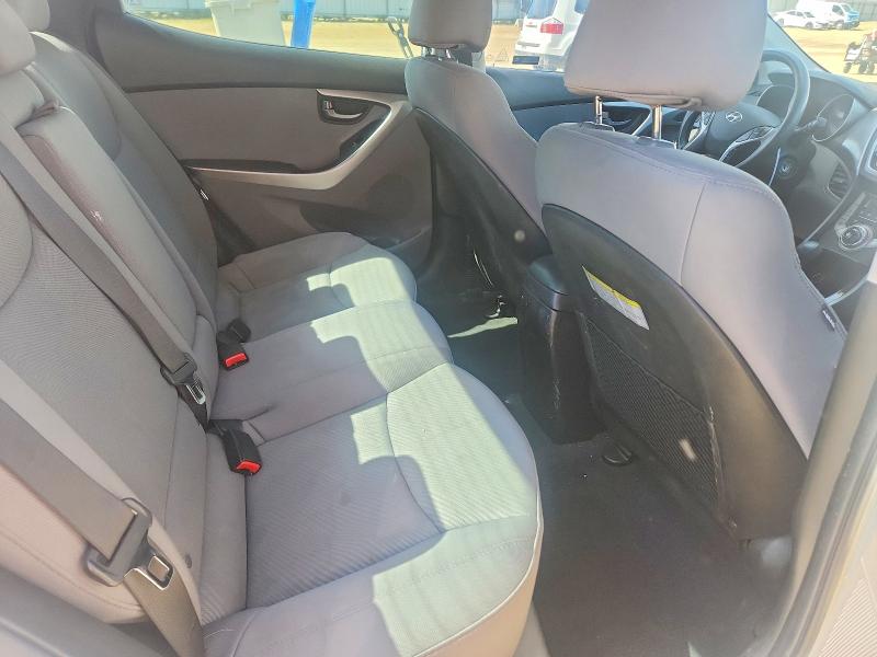2013 Hyundai Elantra მანქანა იყიდება აუქციონზე, vin: 5NPDH4AE2DH353800, აუქციონის ნომერი: 57037466