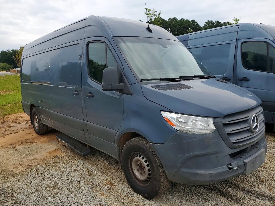 58323966 :رقم المزاد ، WD4PF1CD7KP145702 vin ، 2019 Mercedes-benz Sprinter مزاد بيع