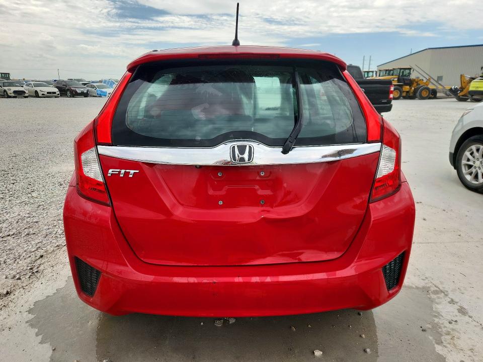 2015 Honda Fit მანქანა იყიდება აუქციონზე, vin: 3HGGK5H88FM774584, აუქციონის ნომერი: 58613226