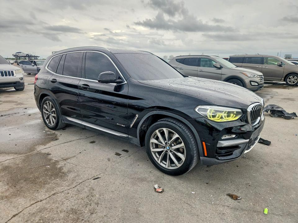 57422546 :رقم المزاد ، 5UXTR9C59JLC75382 vin ، 2018 Bmw X3 مزاد بيع
