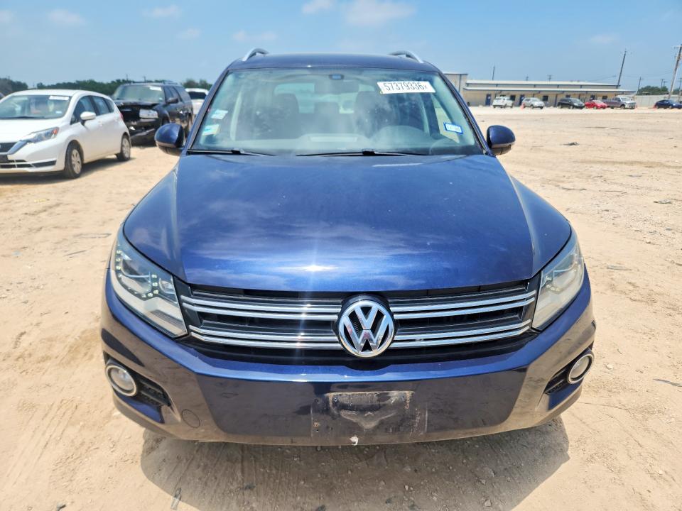 Продажа на аукционе авто 2016 Volkswagen Tiguan, vin: WVGBV7AX0GW544029, номер лота: 57379336