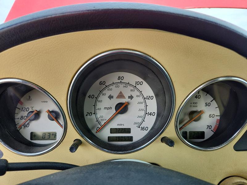 56351446 :رقم المزاد ، WDBKK49F61F187467 vin ، 2001 Mercedes-benz Slk مزاد بيع
