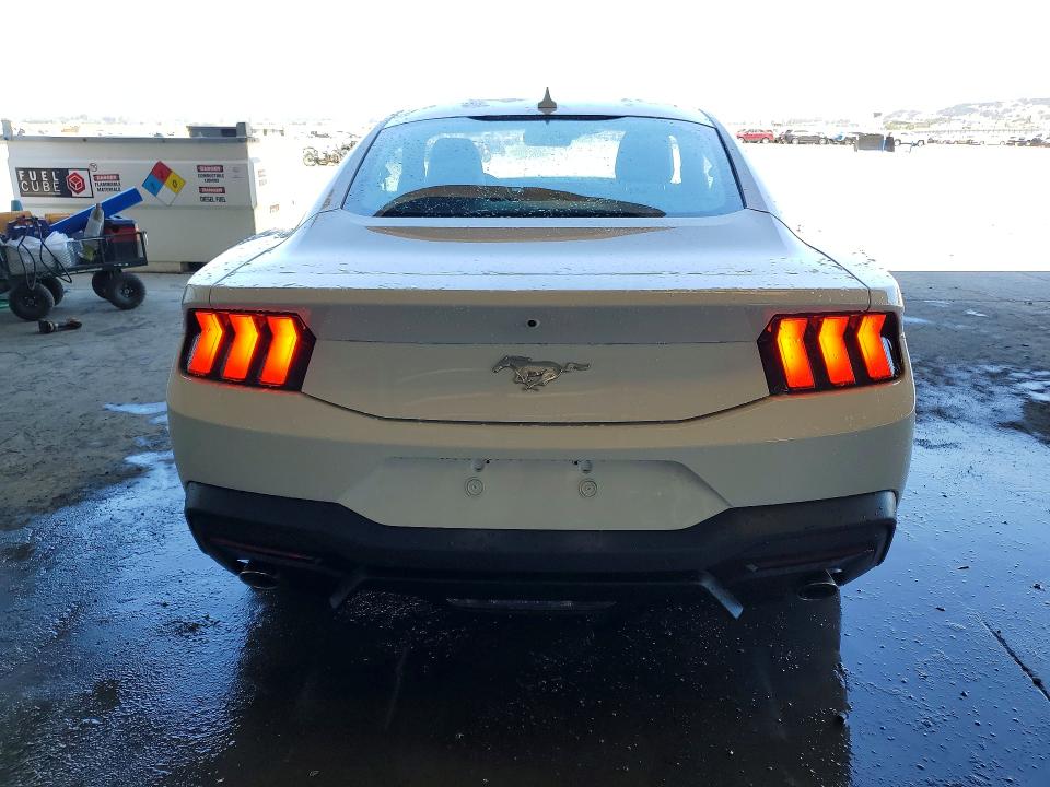 Продажа на аукционе авто 2026 Ford Mustang, vin: 1FA6P8THXT5121668, номер лота: 57251776