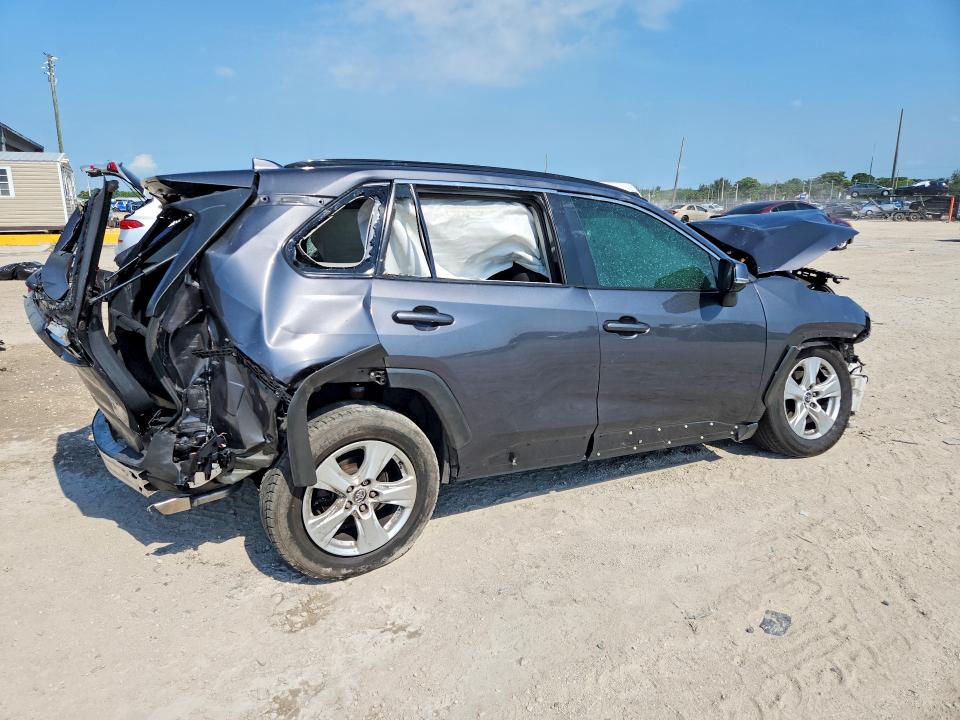 Продажа на аукционе авто 2021 Toyota Rav4, vin: 2T3W1RFV8MW105580, номер лота: 58640316