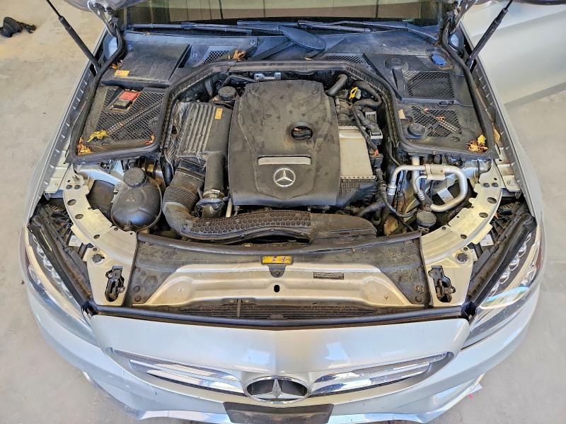 55986896 :رقم المزاد ، 55SWF4KB1FU095417 vin ، 2015 Mercedes-benz C مزاد بيع