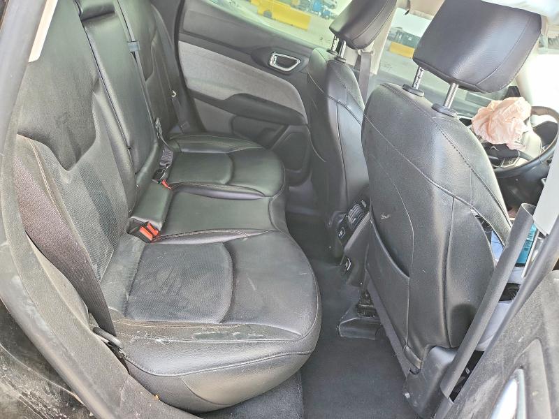 58583686 :رقم المزاد ، 3C4NJDFB0NT130258 vin ، 2022 Jeep Compass مزاد بيع