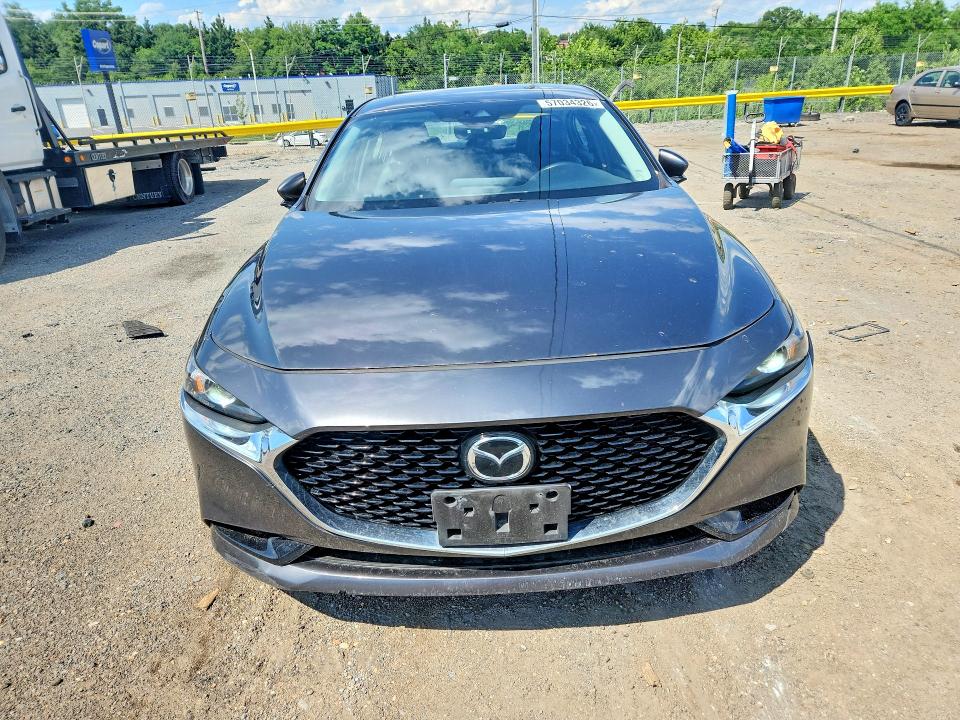 57034326 :رقم المزاد ، JM1BPBCL7M1330546 vin ، 2021 Mazda 3 مزاد بيع
