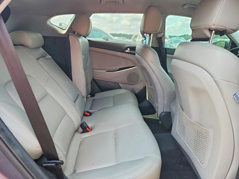 58898786 :رقم المزاد ، KM8J33A46JU663500 vin ، 2018 Hyundai Tucson مزاد بيع