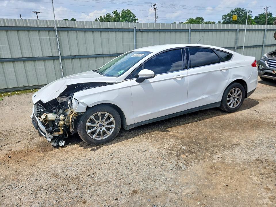 56330976 :رقم المزاد ، 3FA6P0G73GR290307 vin ، 2016 Ford Fusion مزاد بيع