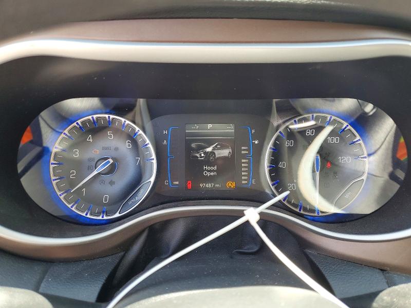 58369026 :رقم المزاد ، 2C4RC1BG8HR780037 vin ، 2017 Chrysler Pacifica مزاد بيع