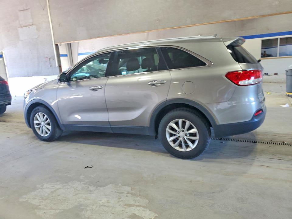 2017 Kia Sorento მანქანა იყიდება აუქციონზე, vin: 5XYPG4A36HG296979, აუქციონის ნომერი: 57143916