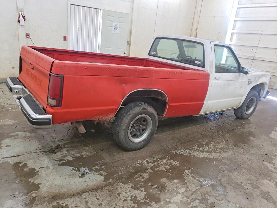 1988 Chevrolet S Truck მანქანა იყიდება აუქციონზე, vin: 1GBCS14R0J2194383, აუქციონის ნომერი: 59253996