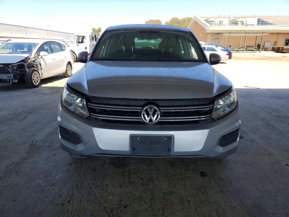 58519506 :رقم المزاد ، WVGAV7AX6CW547751 vin ، 2012 Volkswagen Tiguan مزاد بيع