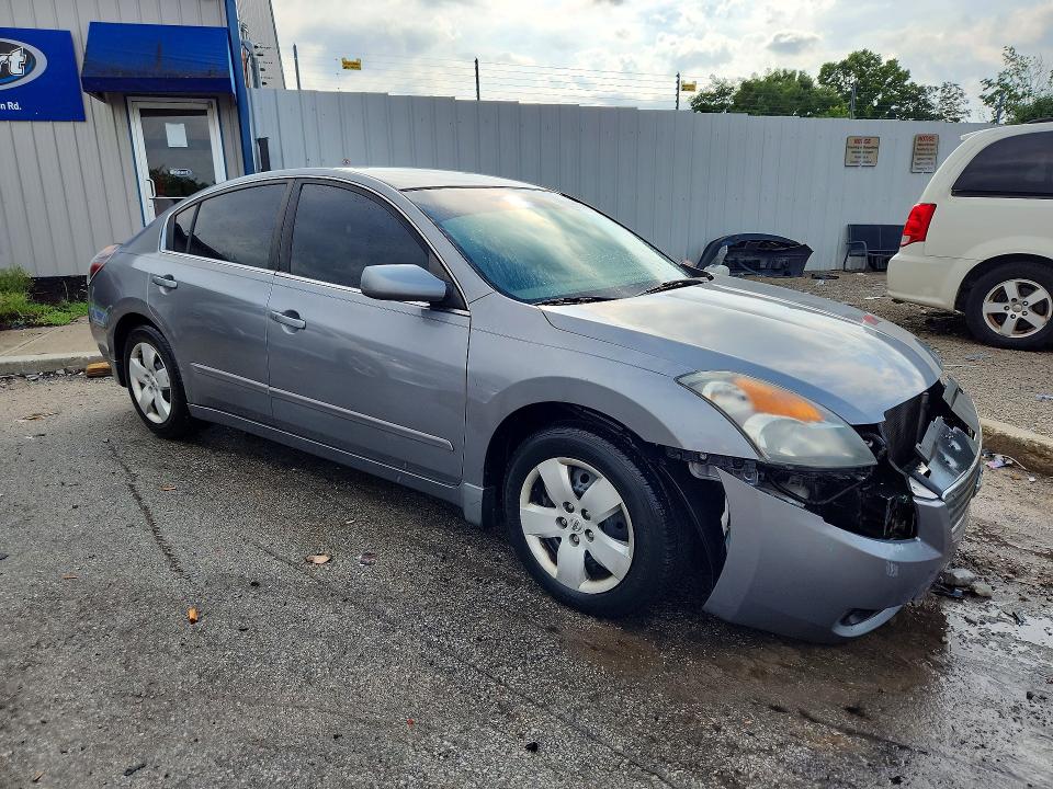 2007 Nissan Altima მანქანა იყიდება აუქციონზე, vin: 1N4AL21E97C130617, აუქციონის ნომერი: 57923836