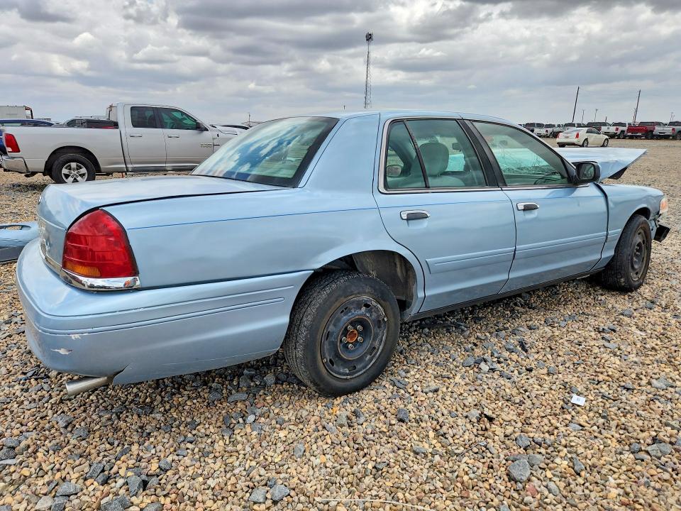 58827266 :رقم المزاد ، 2FAFP73W83X123376 vin ، 2003 Ford Crown Victoria مزاد بيع
