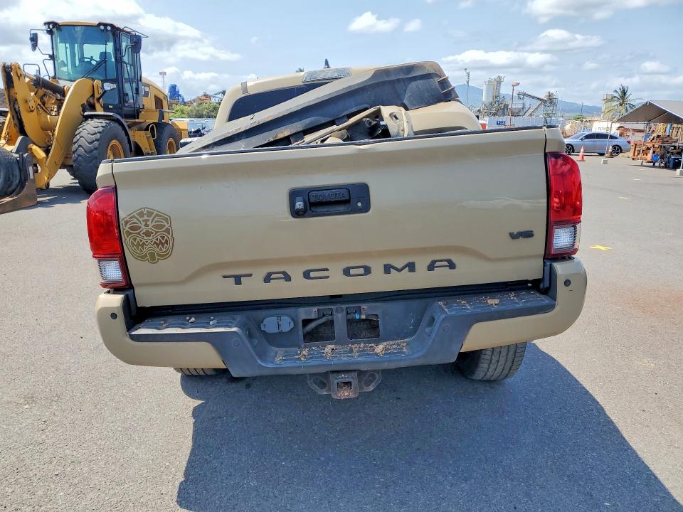 56152096 :رقم المزاد ، 3TMAZ5CN5JM057047 vin ، 2018 Toyota Tacoma مزاد بيع