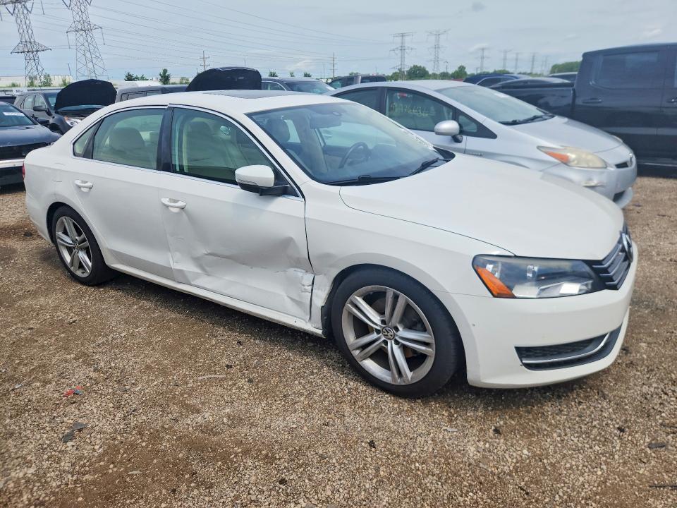 56934126 :رقم المزاد ، 1VWBV7A34FC056944 vin ، 2015 Volkswagen Passat مزاد بيع