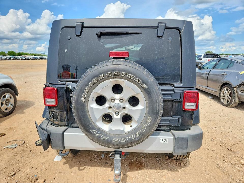Продаж на аукціоні авто 2015 Jeep Wrangler Unlimited, vin: 1C4BJWEGXFL732383, номер лоту: 56302216