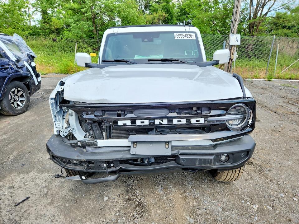 Продаж на аукціоні авто 2025 Ford Bronco, vin: 1FMDE8BH4SLB18604, номер лоту: 59054826