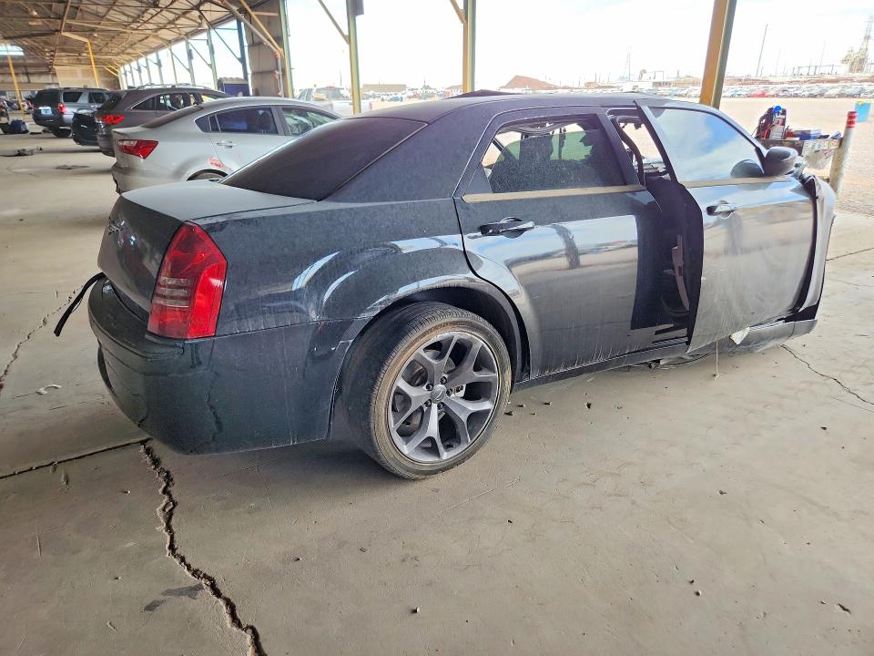 58781826 :رقم المزاد ، 2C3KA63H36H353321 vin ، 2006 Chrysler 300c مزاد بيع