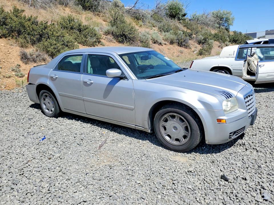 Продаж на аукціоні авто 2005 Chrysler 300, vin: 2C3JA53G15H503860, номер лоту: 57060396