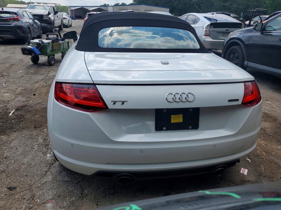 2018 Audi Tt მანქანა იყიდება აუქციონზე, vin: TRUT5CFV2J1002675, აუქციონის ნომერი: 55422826
