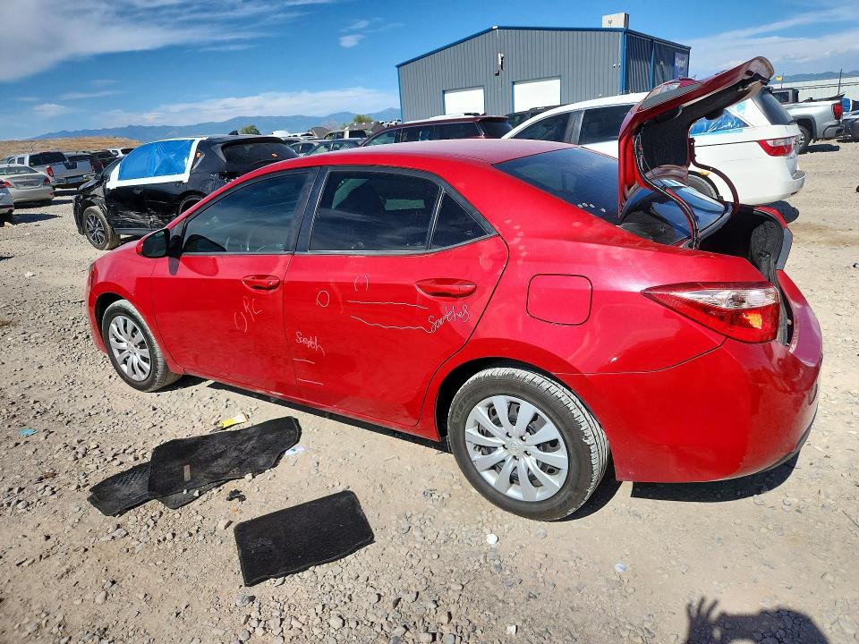 Продажа на аукционе авто 2018 Toyota Corolla, vin: 2T1BURHE2JC018430, номер лота: 55785026