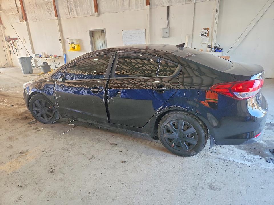59125636 :رقم المزاد ، 3KPFK4A76HE054655 vin ، 2017 Kia Forte مزاد بيع