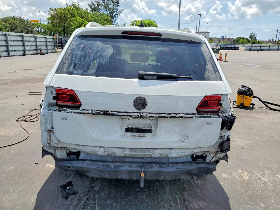 Продажа на аукционе авто 2018 Volkswagen Atlas, vin: 1V2DR2CA2JC581751, номер лота: 57238096