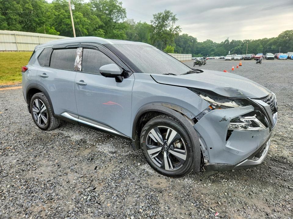 59147346 :رقم المزاد ، 5N1BT3CA7PC752918 vin ، 2023 Nissan Rogue مزاد بيع