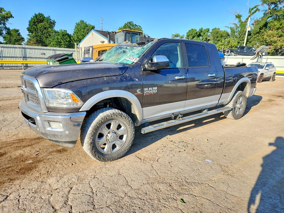 57422976 :رقم المزاد ، 3C6UR5NL7GG116557 vin ، 2016 Ram 2500 مزاد بيع