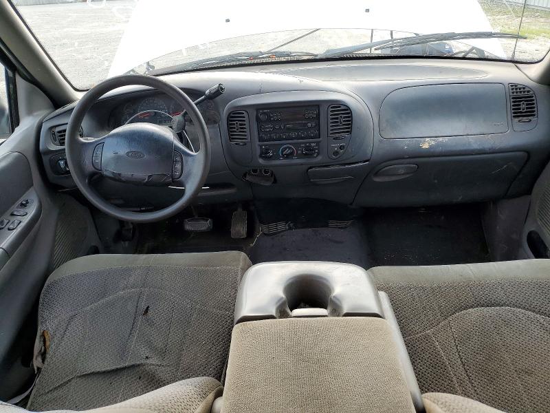 58271586 :رقم المزاد ، 1FTRX17W8XNA62505 vin ، 1999 Ford F150 مزاد بيع