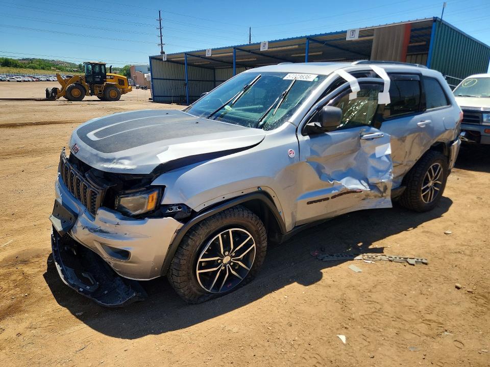 57273636 :رقم المزاد ، 1C4RJFLG7JC427157 vin ، 2018 Jeep Grand Cherokee مزاد بيع