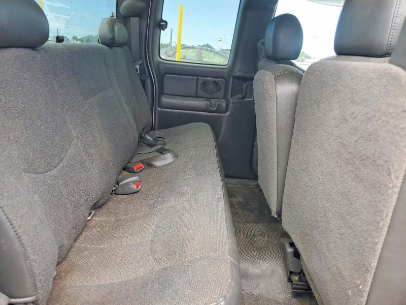 56861826 :رقم المزاد ، 1GCEC19X25Z148236 vin ، 2005 Chevrolet Silverado مزاد بيع