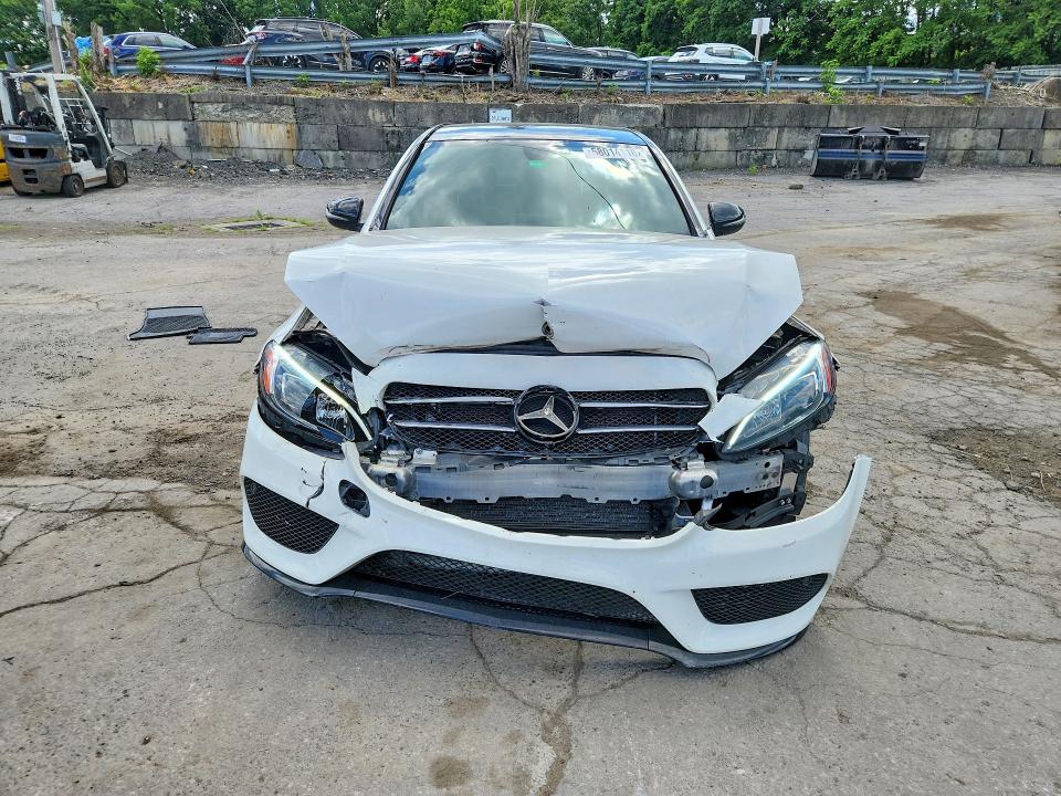 58014116 :رقم المزاد ، 55SWF4JB6JU278855 vin ، 2018 Mercedes-benz C مزاد بيع